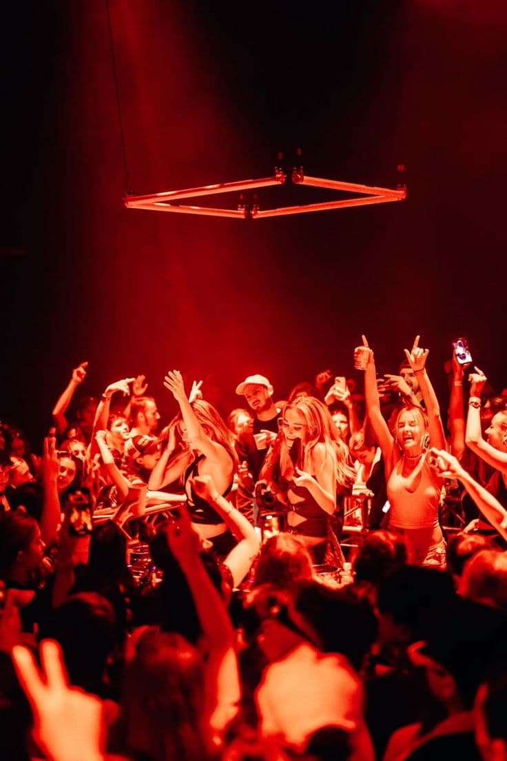 Live concert · Front row
